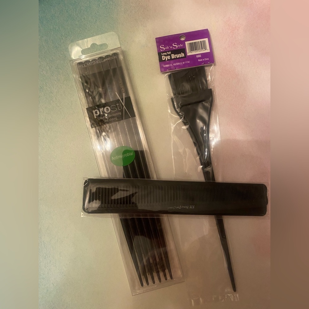 Carbon comb , sectioning  sticks , color brush